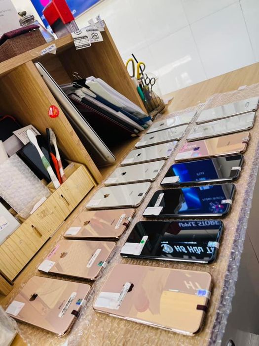 Hình ảnh HT APPLE STORE 3