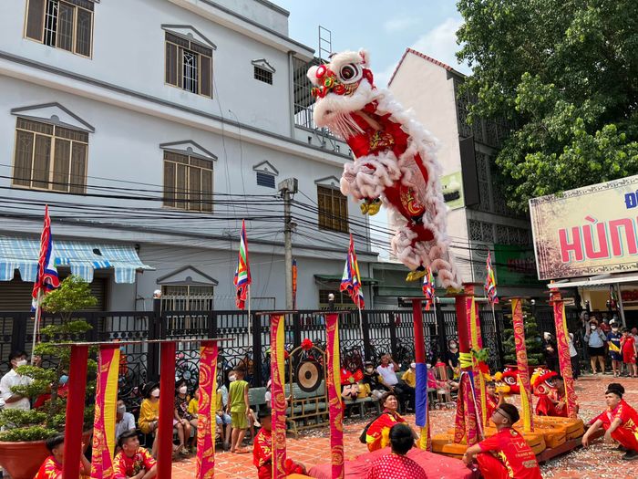 Nhóm Lân Sư Rồng Bảo Vương Đường hình ảnh 2