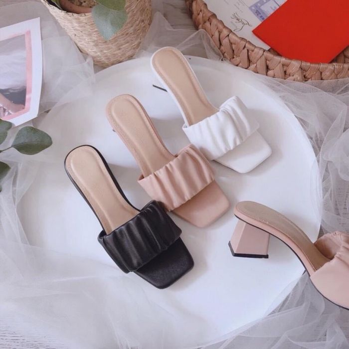 Shop Giày Thủy Trắng - Hình ảnh 1