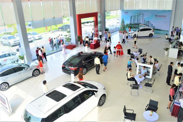 Hình ảnh KIA Trường Chinh 2