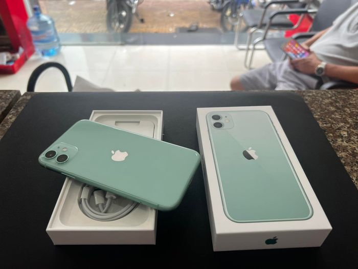 Hình ảnh HƯNG IPHONE STORE 1