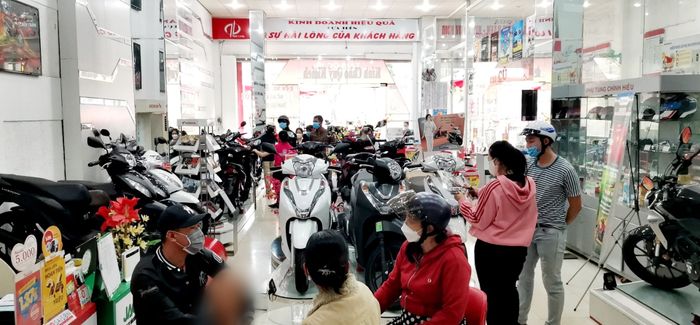 Hình ảnh Honda Nam Long 2
