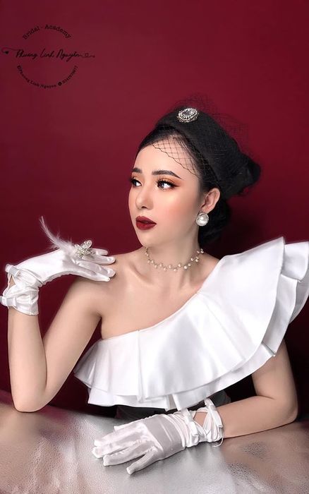 Hình ảnh của Phuong Linh Nguyen Makeup - Ảnh 2
