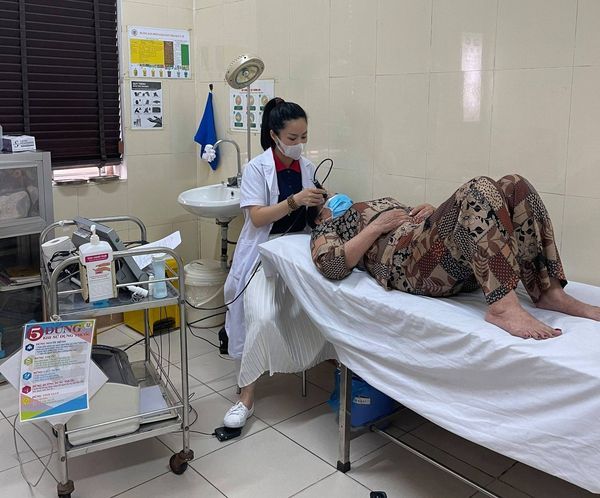 Khoa Mắt Bệnh viện Bãi Cháy - Hình 1