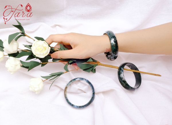 Ảnh 3 của TARA GEMS