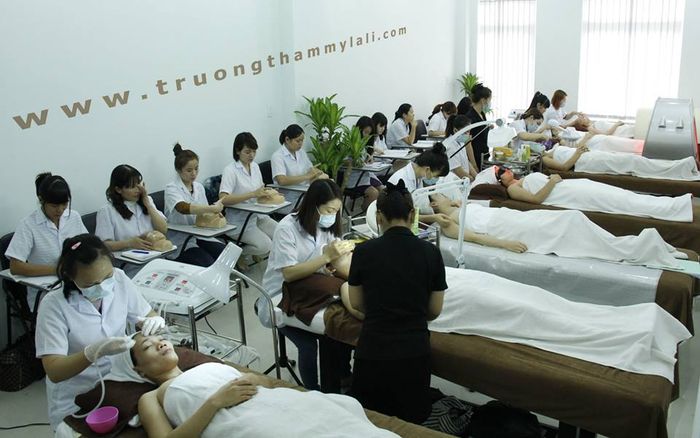 Hình ảnh Trường Đào tạo Nghề Thẩm mỹ LaLi