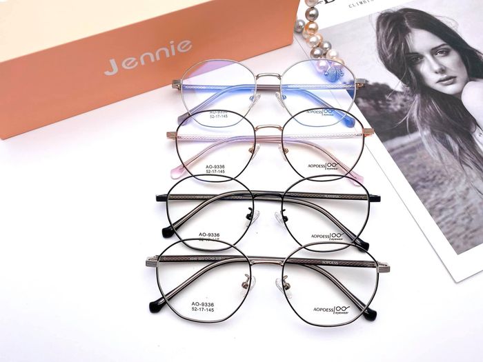 Cửa hàng kính mắt Á Châu hình ảnh 2