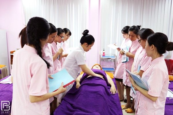 Hình ảnh 1 của Học Viện Nghệ Thuật JB