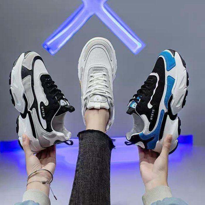 Rovi Shoes Store hình 2