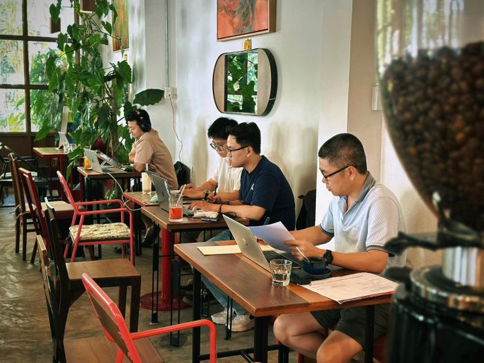 Ảnh 2 tại quán The LIB Coffee & Books