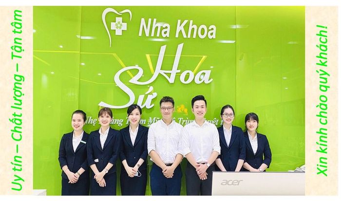 Hình ảnh Nha Khoa Hoa Sứ 1