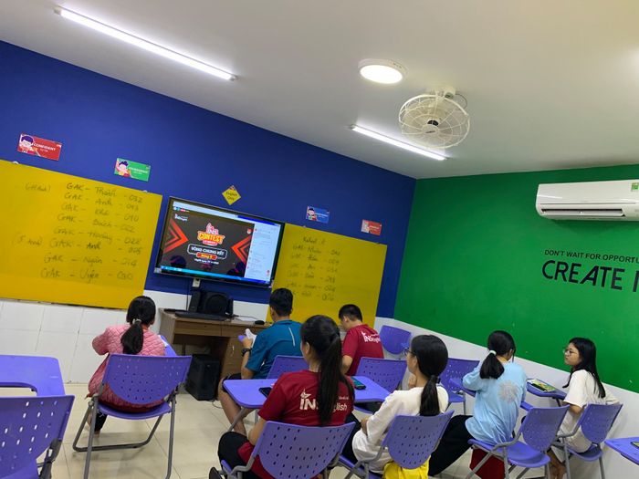 Hình ảnh INS English 2