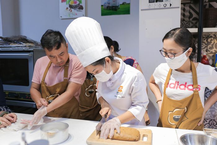 Hình ảnh Trung tâm Đào Tạo Hướng Nghiệp Á Âu 1