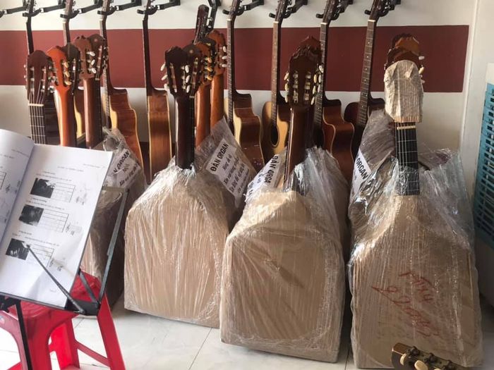 Hình ảnh 1 của NHẠC CỤ BLUES MUSIC