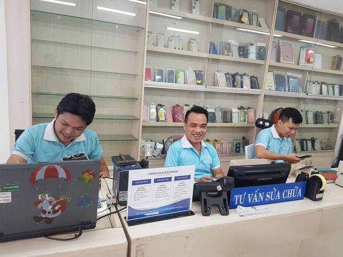 Sửa điện thoại Phát Thành - Hình 2