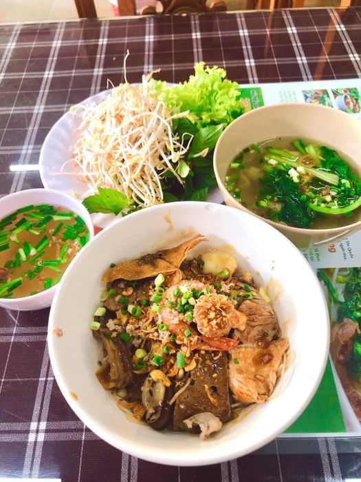 Hủ Tiếu Nguyên Quán hình ảnh 2
