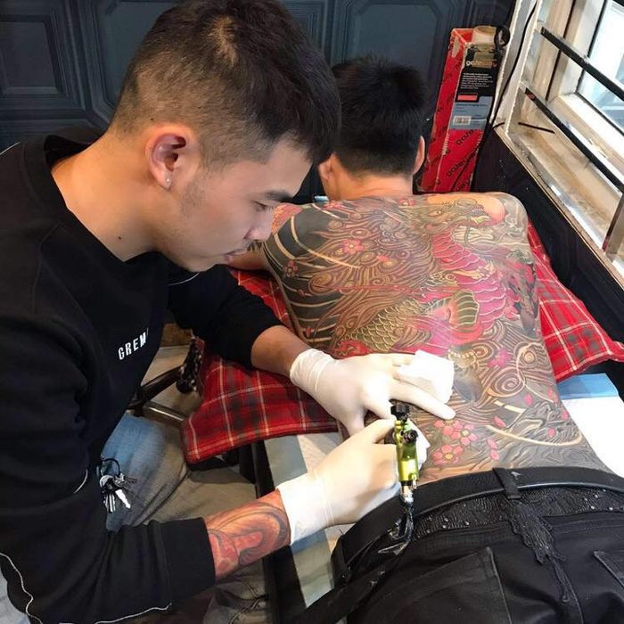 Hình ảnh của Dr. Tattoo