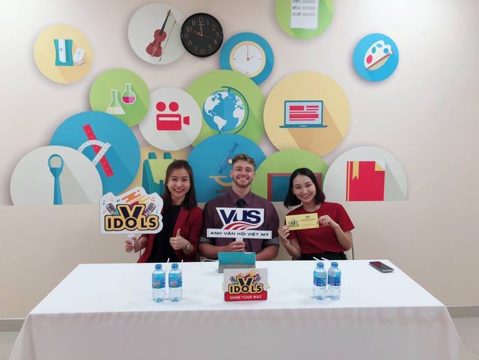VUS - Anh văn Hội Việt Mỹ hình ảnh 1