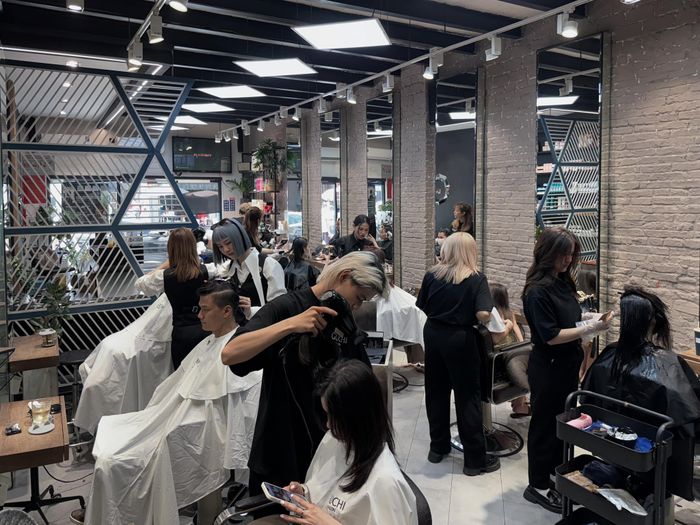 Guchi Hair Salon hình ảnh 1