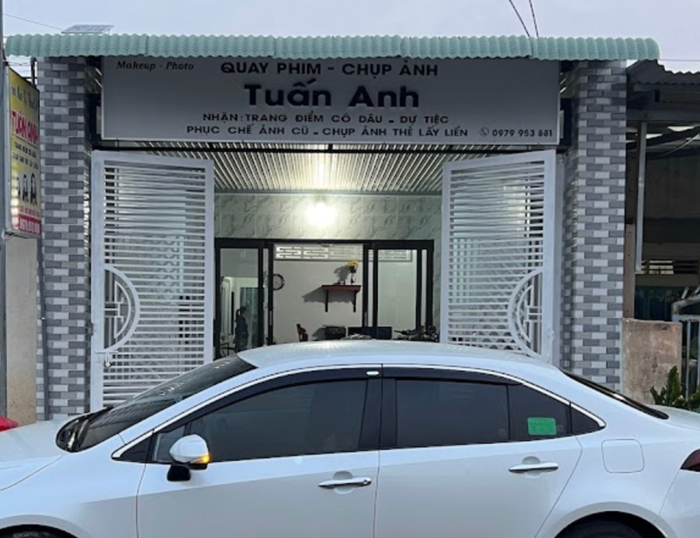 Ảnh chụp tại Studio Tuấn Anh