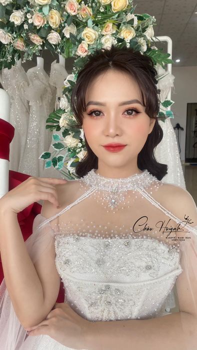 Makeup - Áo Cưới Châu Huỳnh hình 2