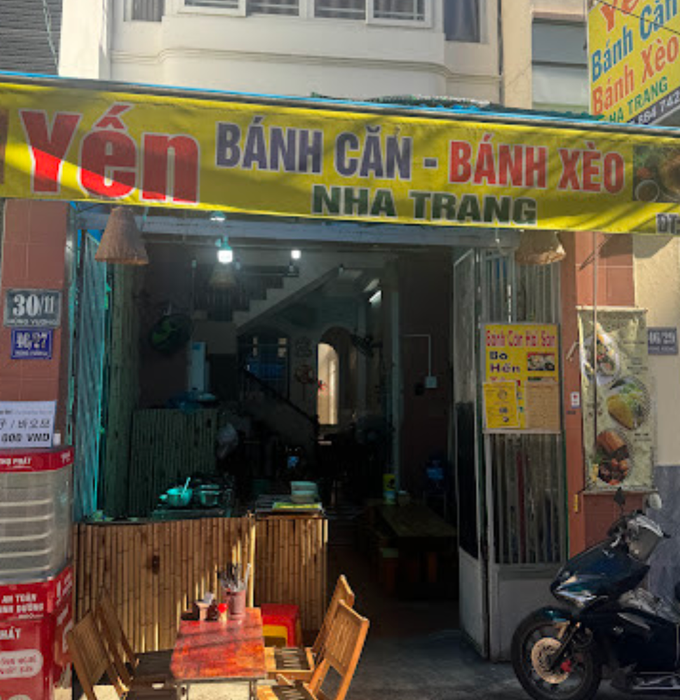 Bánh Xèo chợ đêm Nha Trang - cô Yến hình 1