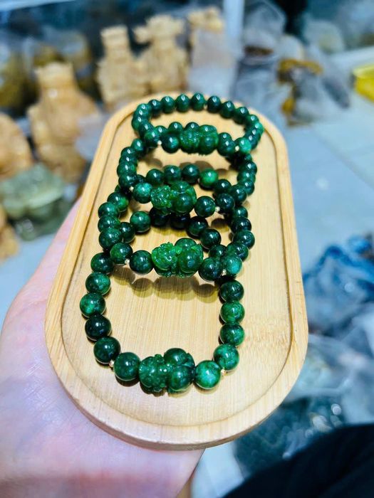 Hình ảnh Đá Trang Sức Tự Nhiên Quanh Shop 2