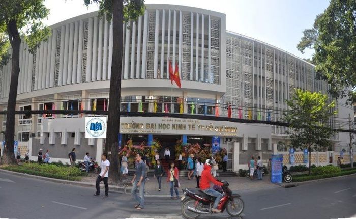 Hình ảnh Đại học Kinh Tế TP. HCM