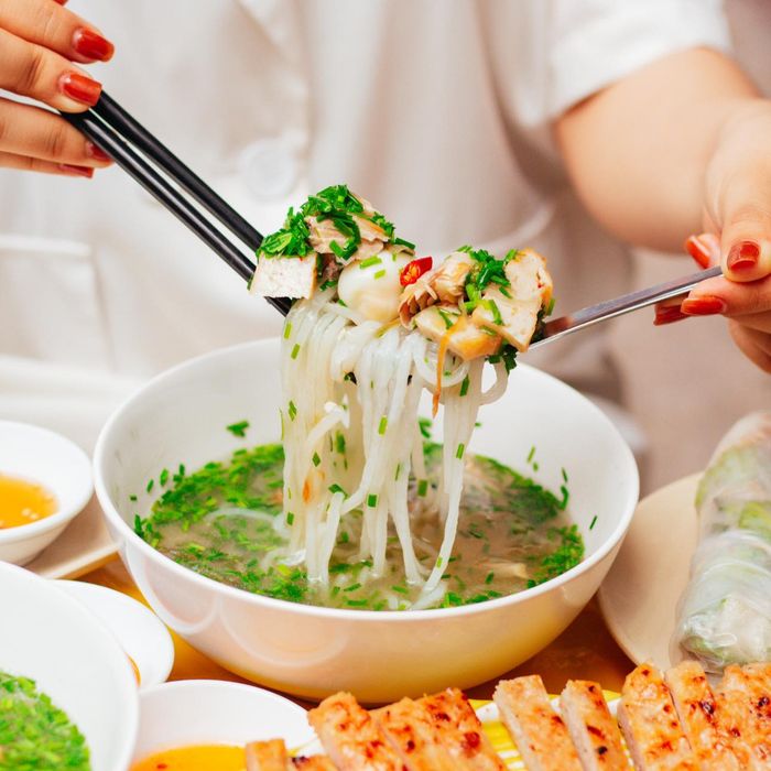Bánh canh hẹ cô Diễm hình 1