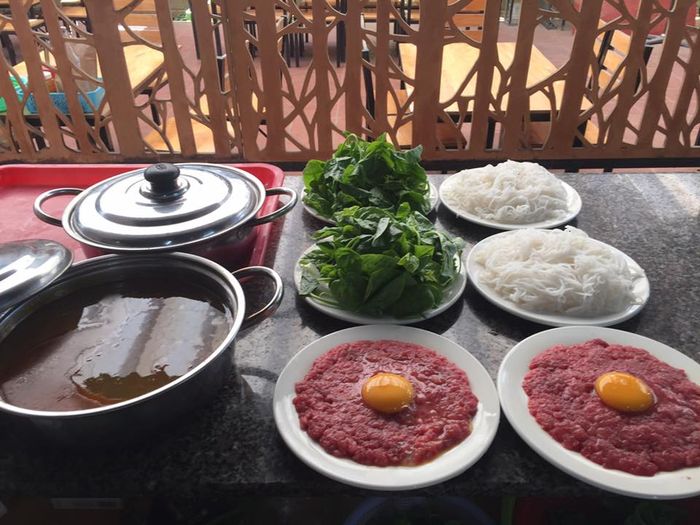Món ăn tại nhà hàng hình 1