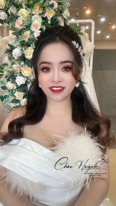 Makeup - Áo Cưới Châu Huỳnh hình 1