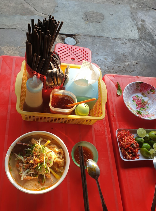 Hình ảnh Bánh Canh Gà Cô Huyền 2