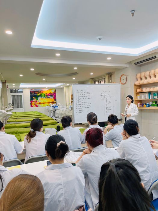 Học viện Cao đẳng Y Hà Nội ảnh 2