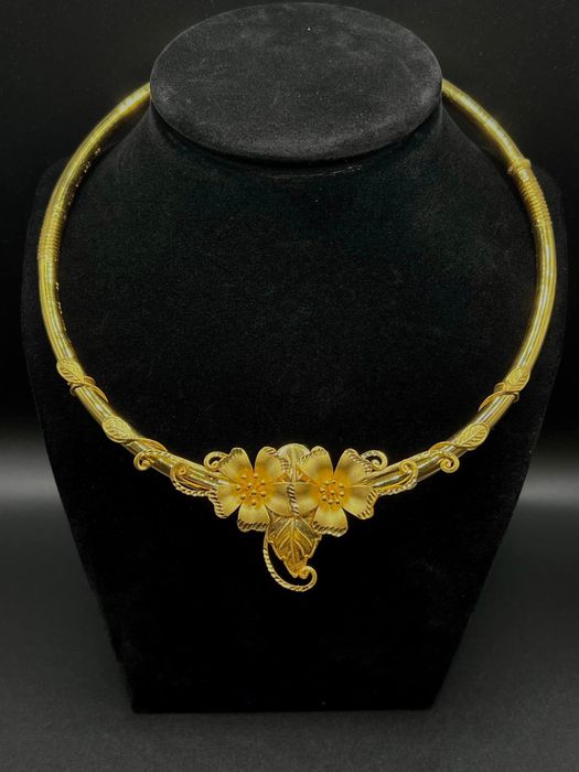 Hình ảnh 1 của Ngân Hà Jewelry
