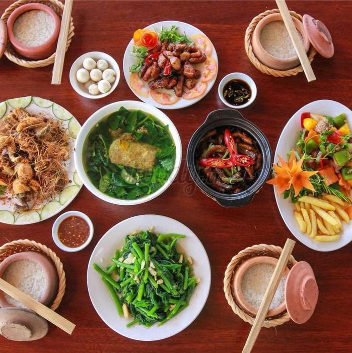Cơm niêu Thuận Long hình ảnh 1