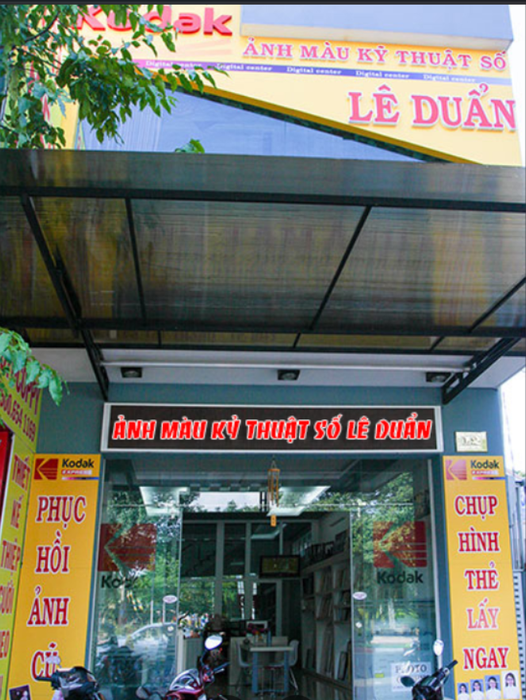 Ảnh màu kỹ thuật số Lê Duẩn - Bức 3