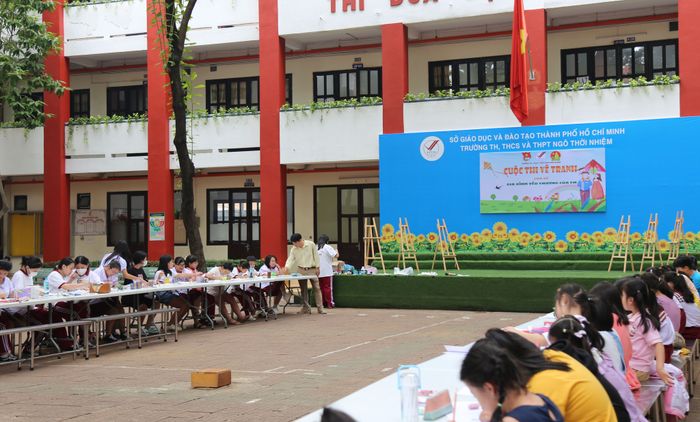 Hình ảnh Ngô Thời Nhiệm School 1