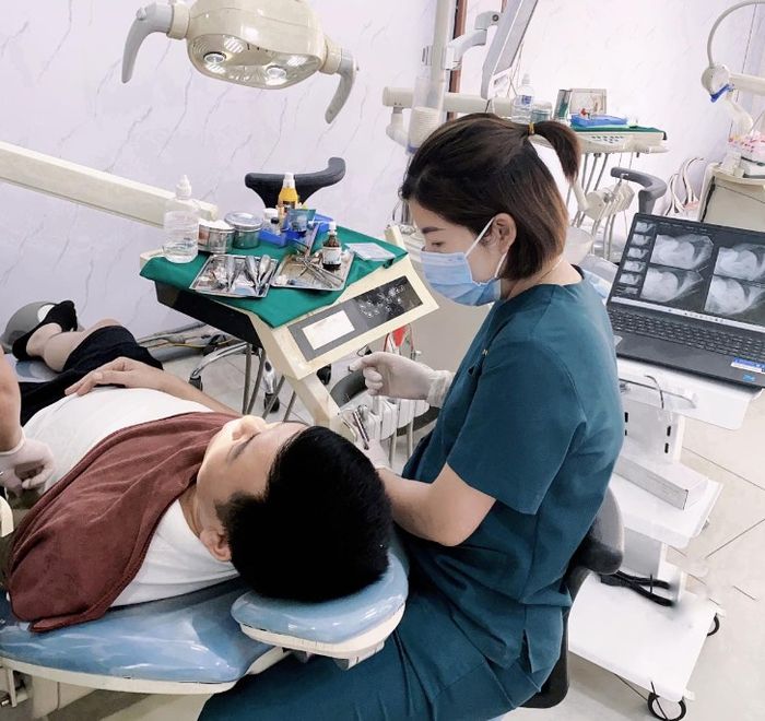 Hình ảnh Nha Khoa Pháp Việt 1