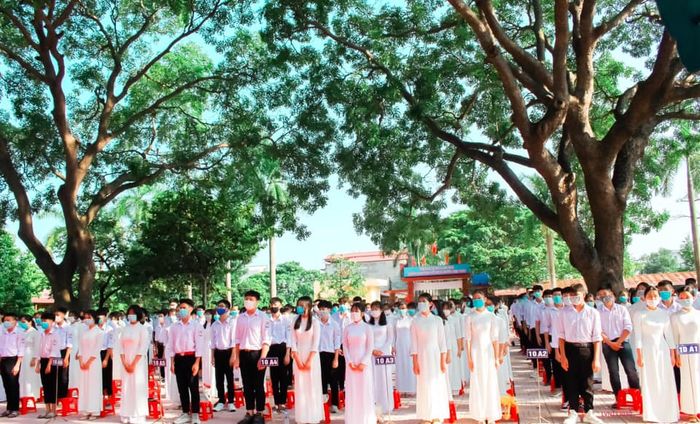 Hình ảnh THPT Nguyễn Thiện Thuật 1