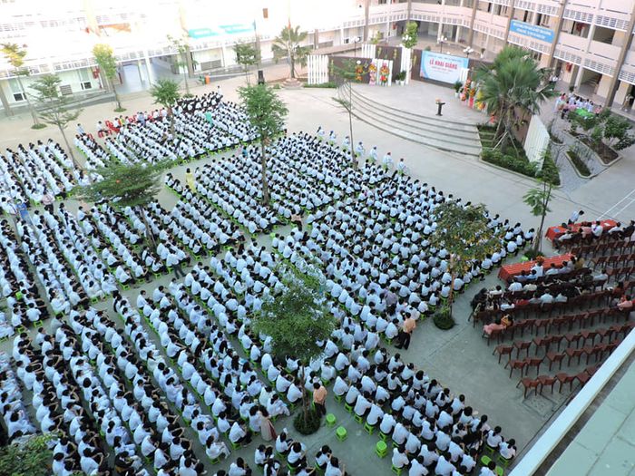 Hình ảnh Trường Tiểu học - Trung học cơ sở - Trung học phổ thông Lê Thánh Tông 1