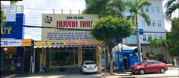 Siêu thị ảnh Huỳnh Như - Hình 1