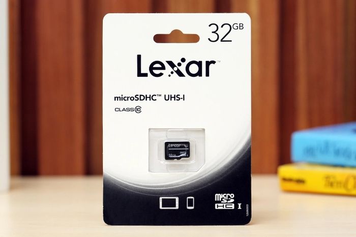 Thẻ nhớ Lexar phiên bản 2