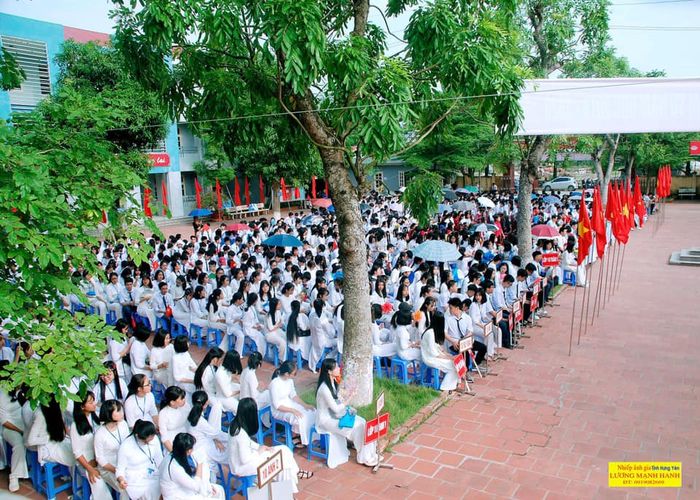 Hình ảnh Trường THPT Chuyên Hưng Yên 2