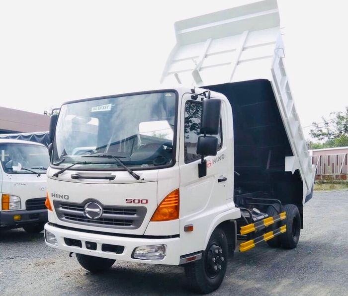 Hình ảnh xe ben Hino 2