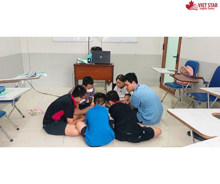 Hình ảnh Ngoại Ngữ Sao Việt 2