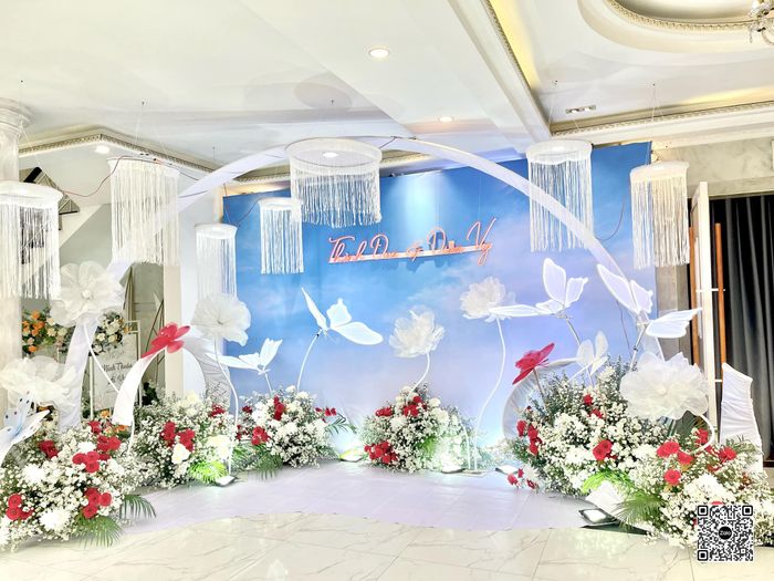 Không gian tổ chức tiệc cưới hình ảnh 2