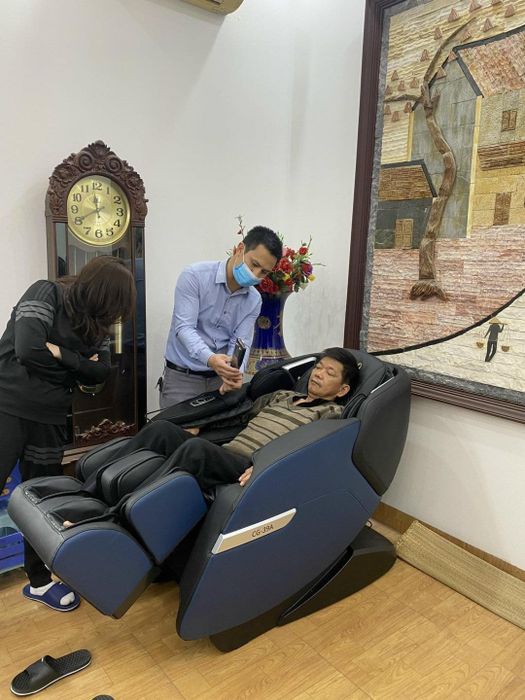 Hình ảnh Cửa Hàng Ghế Massage AZADO 2