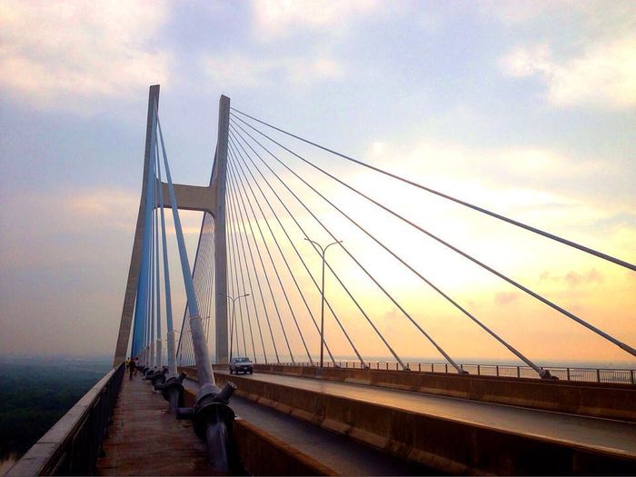 Hình ảnh cầu Bạch Đằng 2