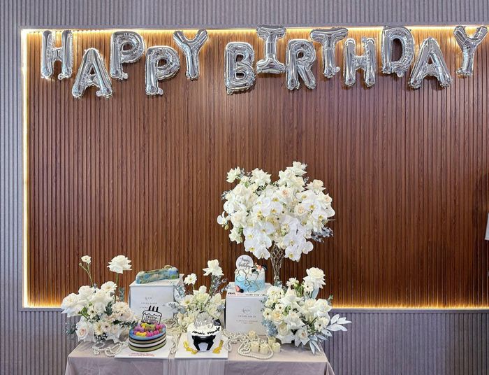 Hình ảnh khách tổ chức sinh nhật tại nhà hàng 2