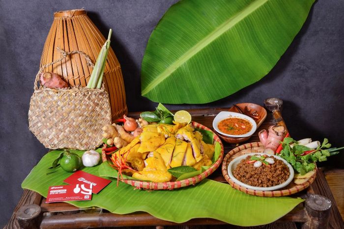 Ảnh 2 của gà ủ muối Tâm Gia